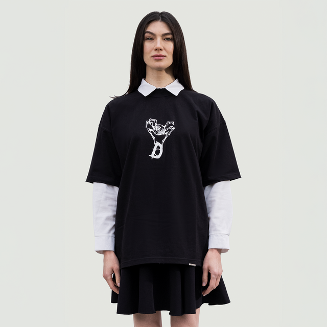 تي شيرت أسود "عنكبوت"