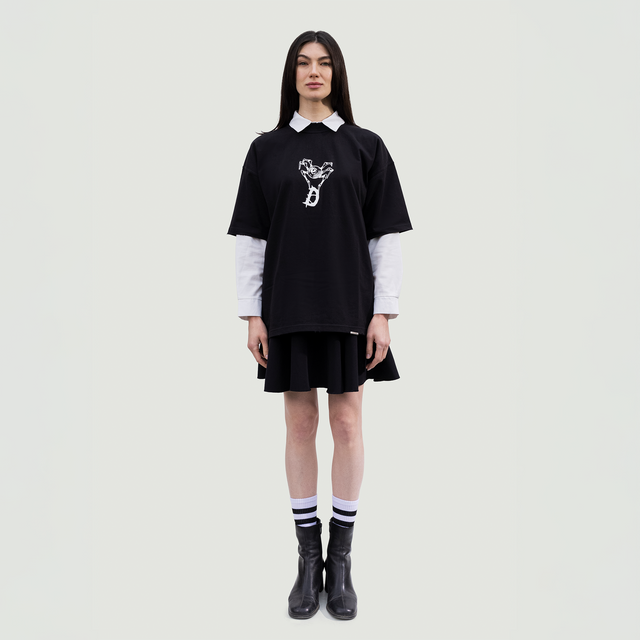 تي شيرت أسود "عنكبوت"