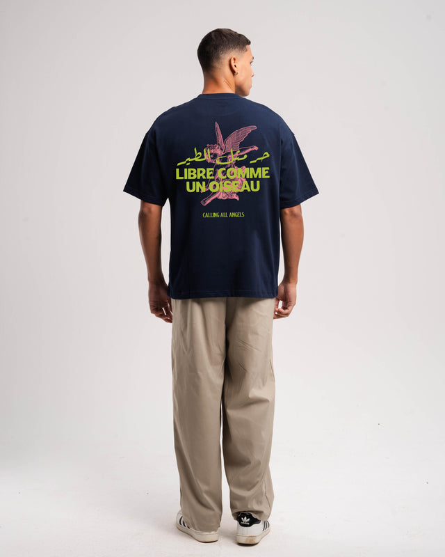 Calling All Angels Navy Libre Comme T-Shirt