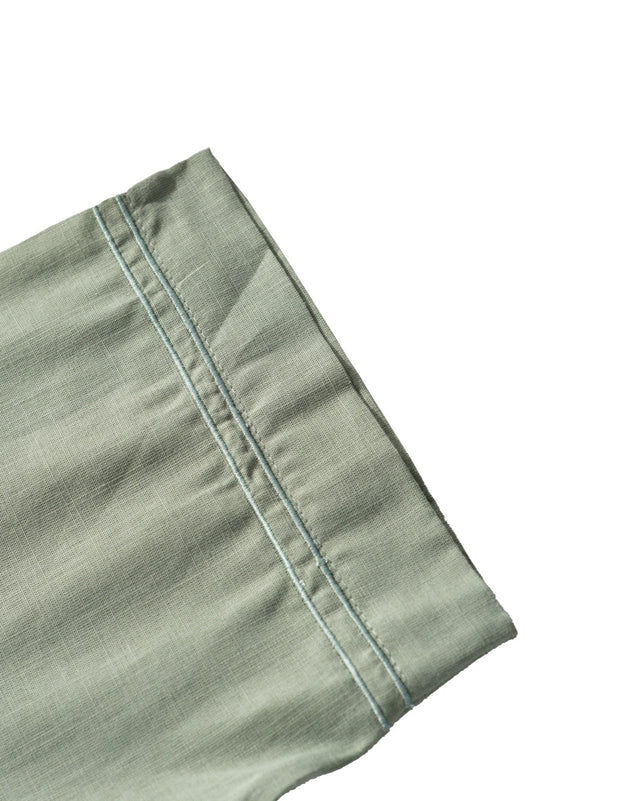 قميص ألتيورا أخضر زيتوني بأكمام قصيرة